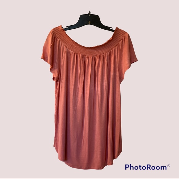 New York & Company Tops - New York & Company Dusty Rose On/Off the Shoulder Tee Size XL